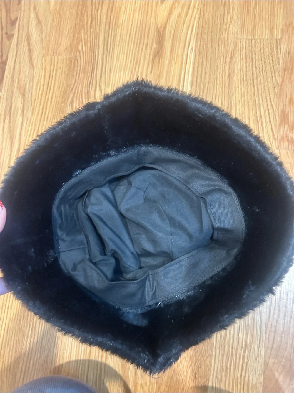 Chic classic 90s Black Faux Fur Fuzzy Chic Bucket Hat women’s one size